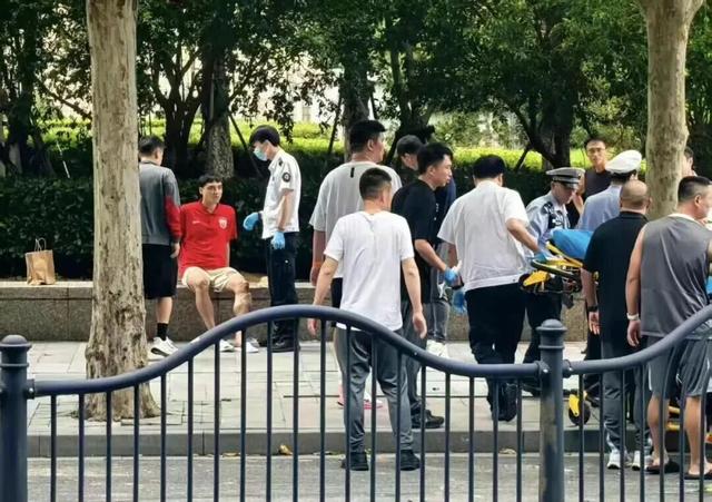 上海海港官方确认吾米提江意外遭遇车祸！此前浦东警方发布通报（封面配图）